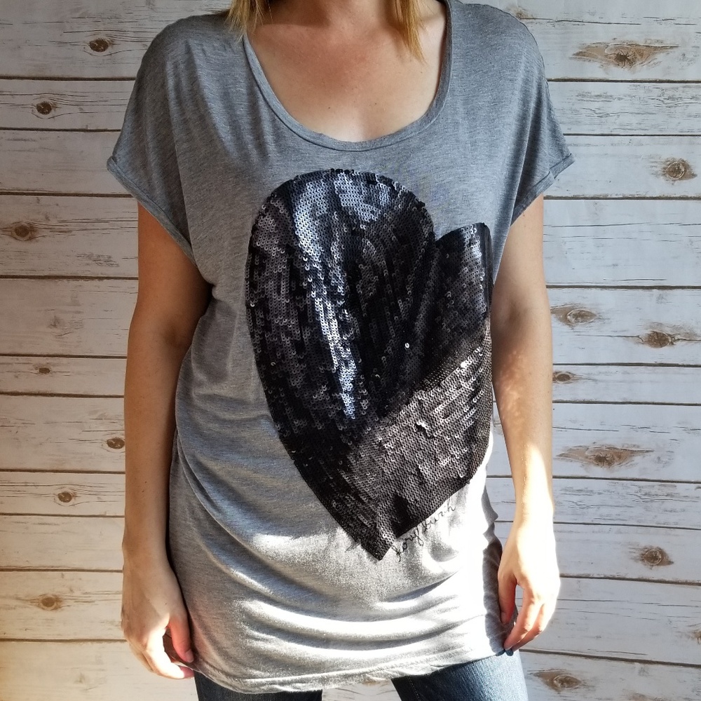 Tory Burch black sequin heart gray tee - Picture 8 of 8